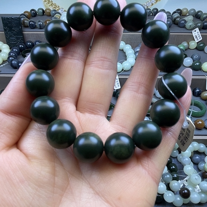 和田玉未镶嵌手链