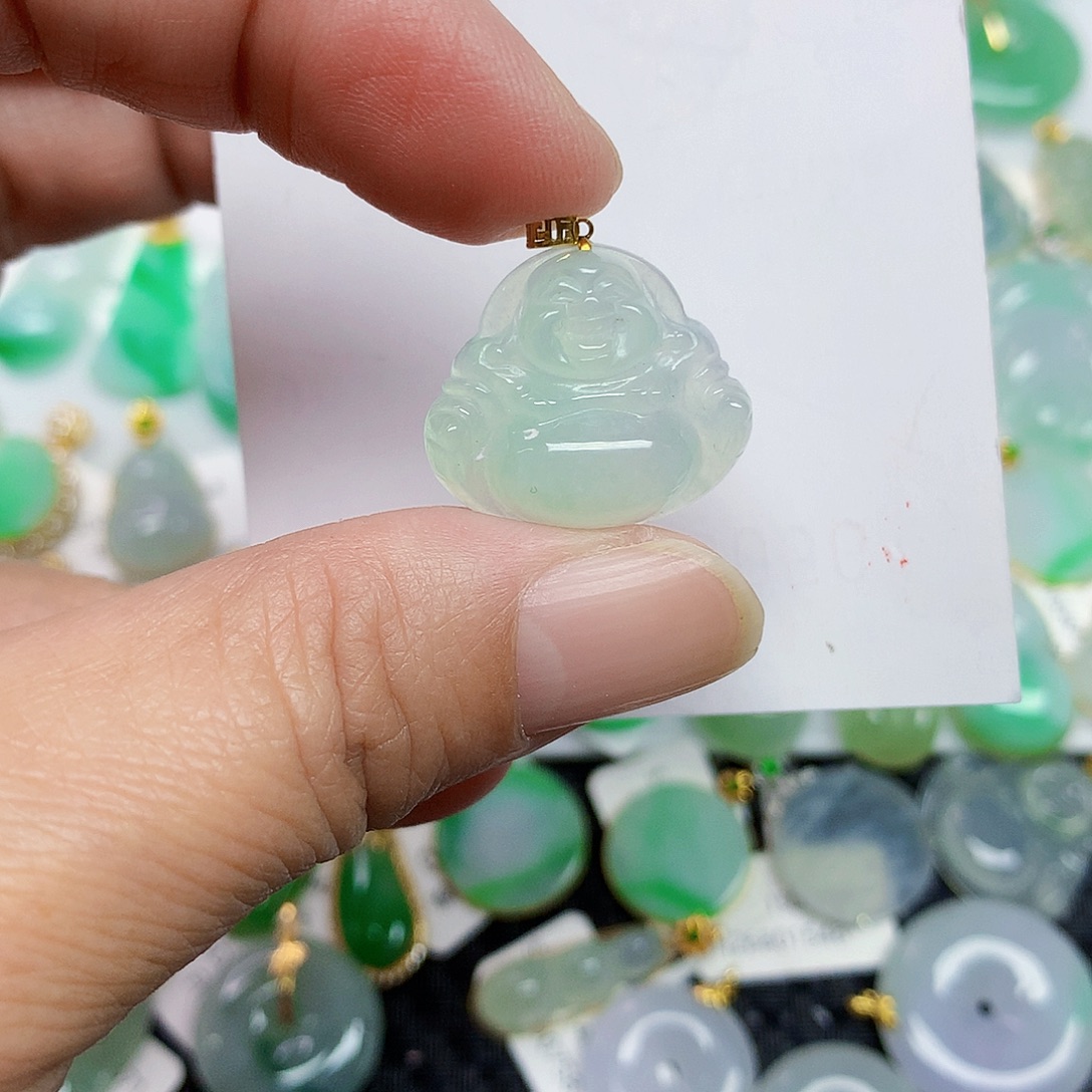 翡翠18K金镶嵌颈饰3557788