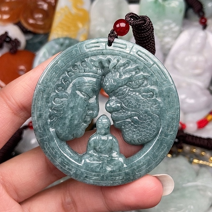 颈饰未镶嵌翡翠翡翠