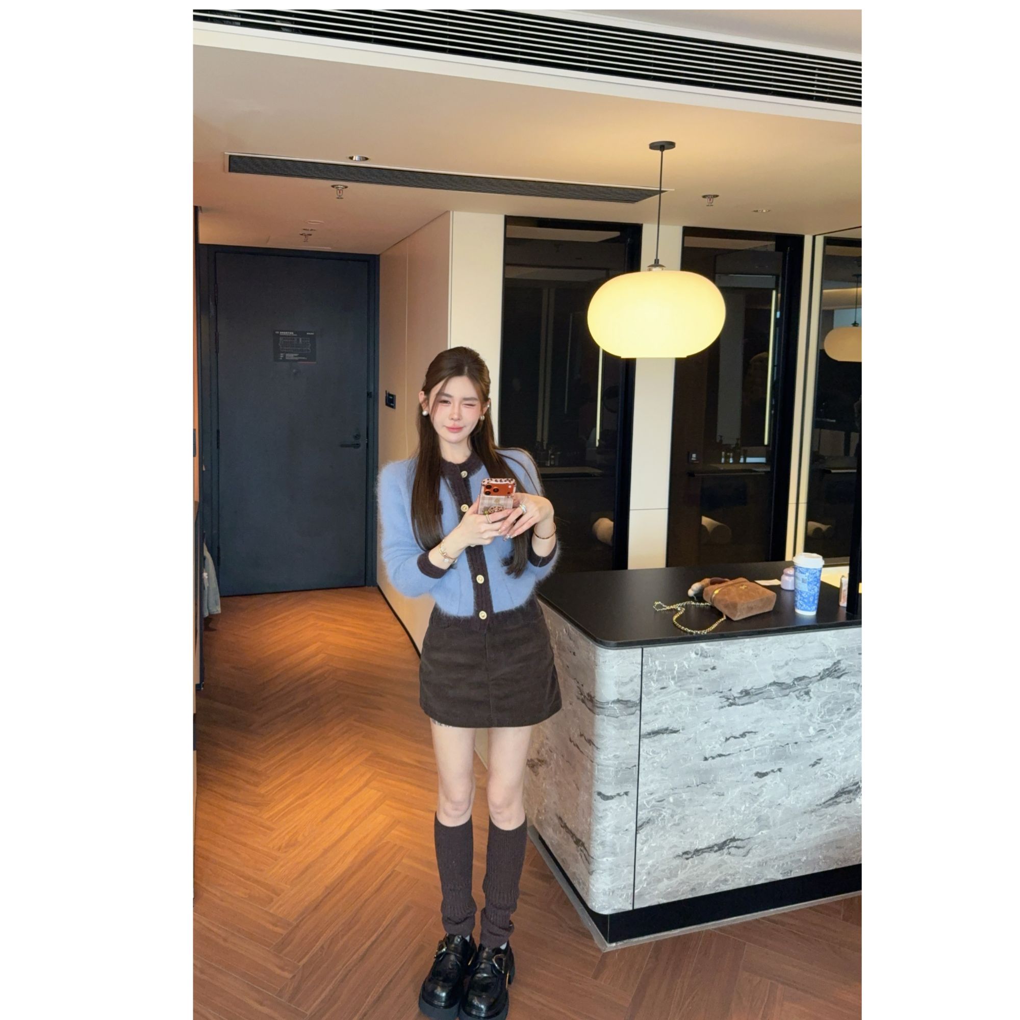 米娜家【心动约会日】泡菜订制咖蓝色兔毛混纺针织毛衣