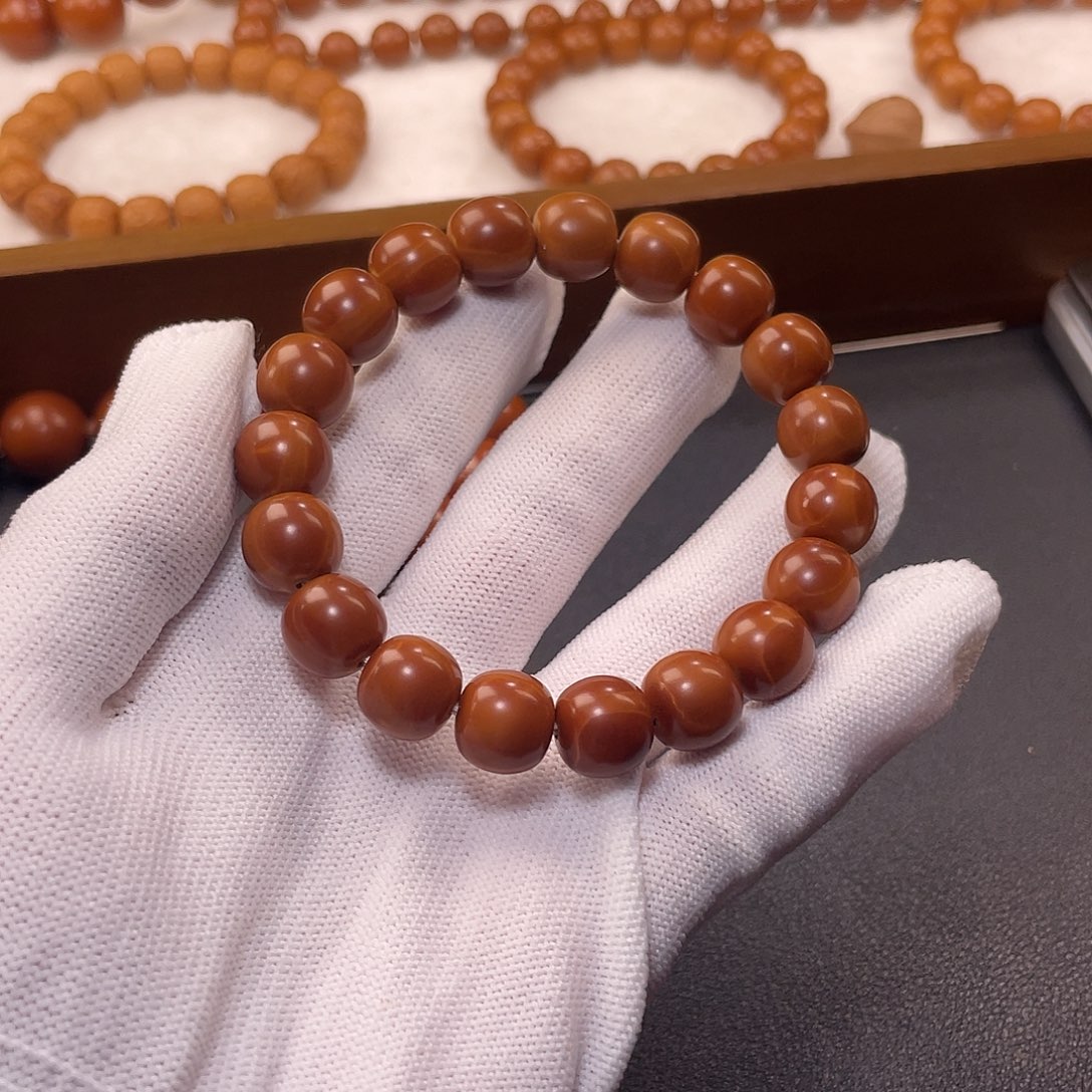 橄榄核手串1.14✖️1.11铁核小孔老型