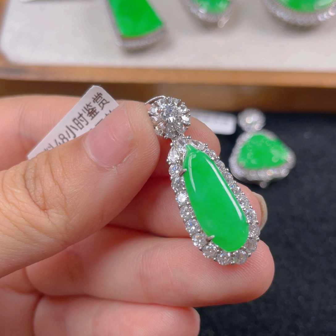 翡翠颈饰银S925镶嵌h h h h n