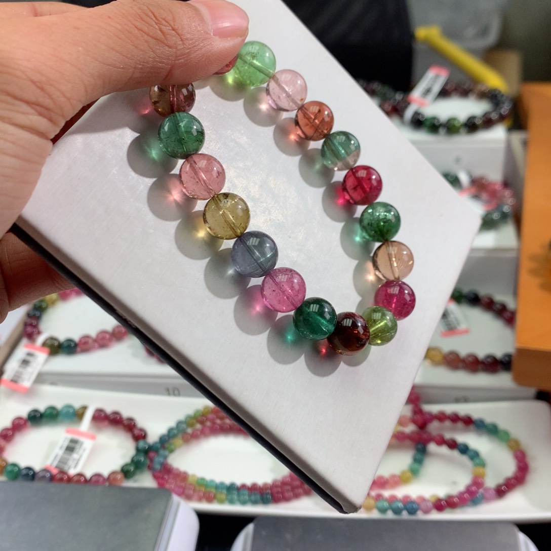 碧玺手链未镶嵌     10mm。     