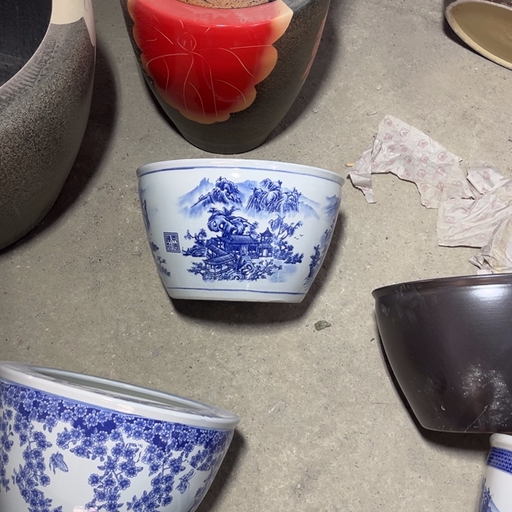 巴***奔景德镇陶瓷艺术品