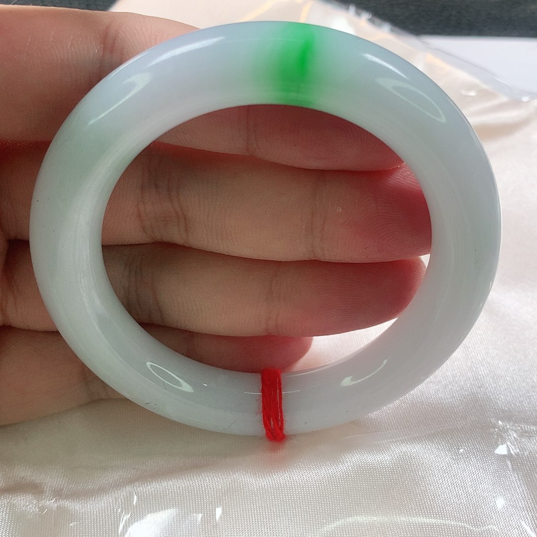 未镶嵌手镯（圆镯）翡翠379号