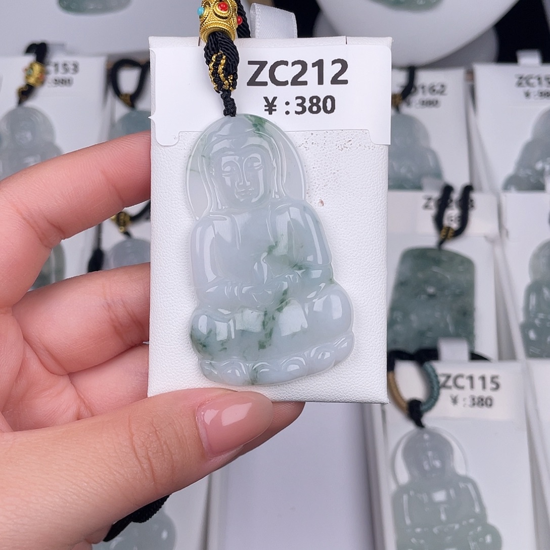 翡翠未镶嵌颈饰zc212