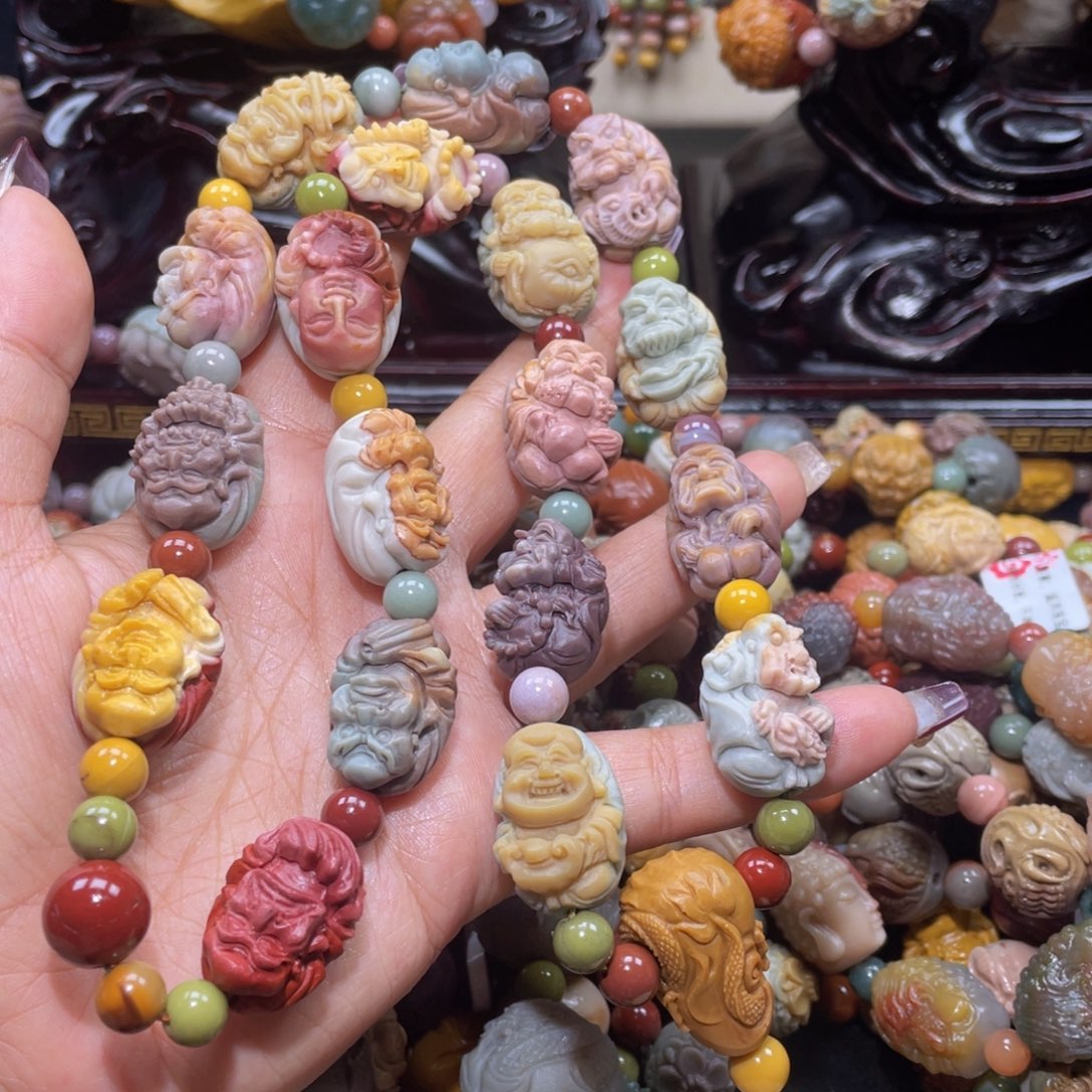 石英质玉手链未镶嵌画***颜