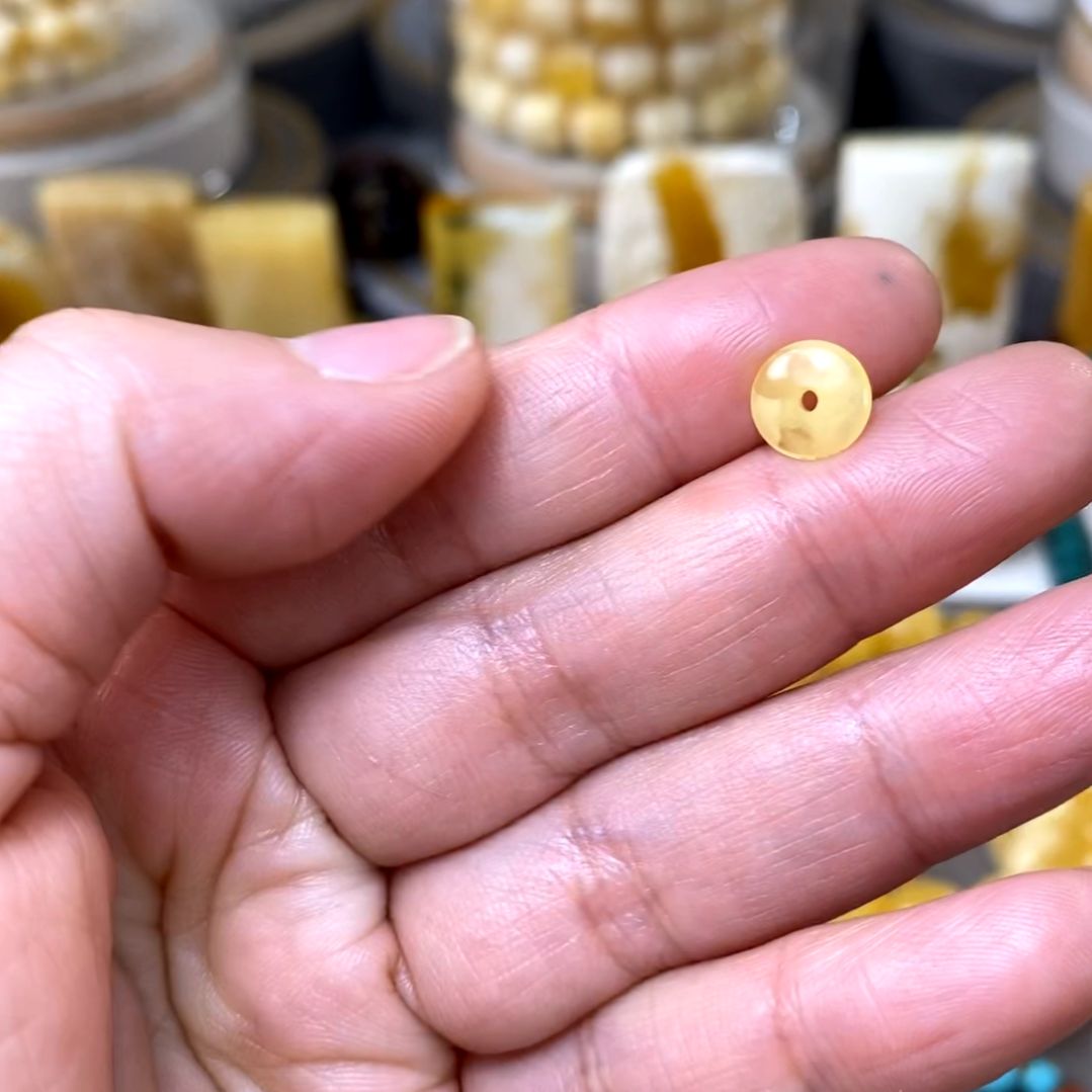 裸石琥珀未镶嵌隔片