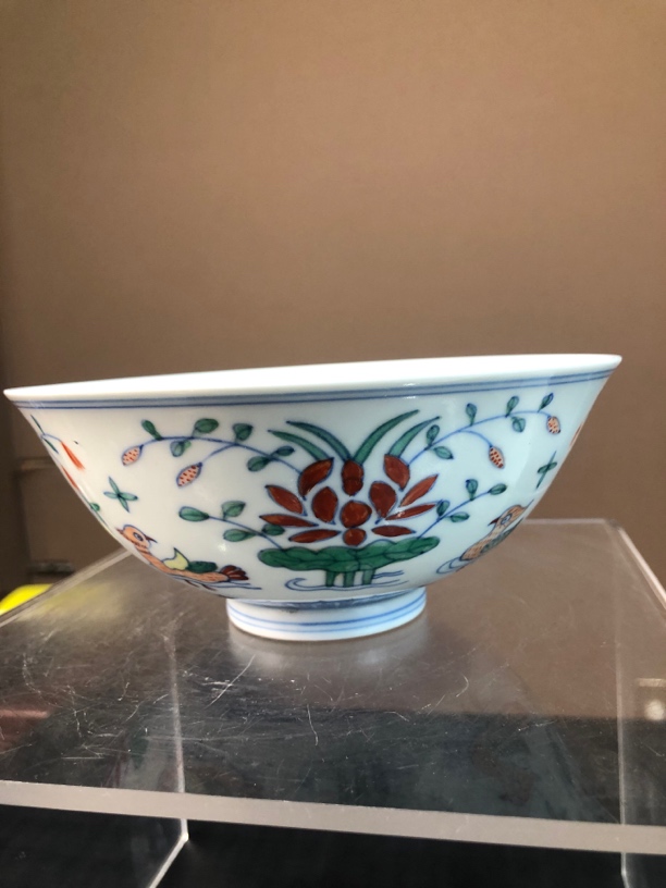 粉彩小鸡觅食大碗