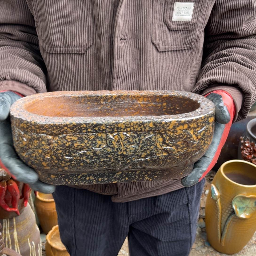 红陶高10长28宽15无孔