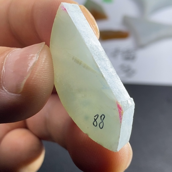 定制翡翠未镶嵌包工