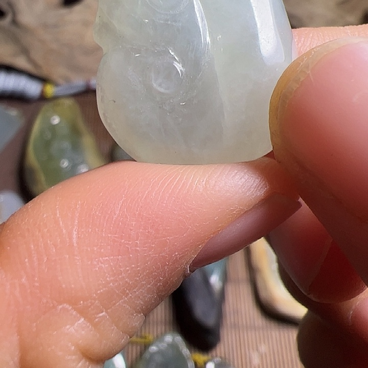 翡翠未镶嵌颈饰翡翠如意吊坠