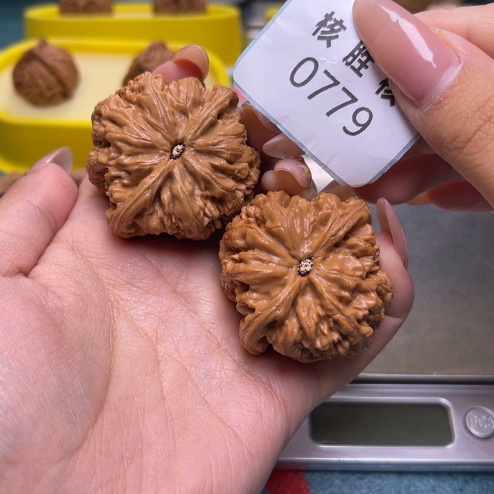 文玩核桃把件粗筋43.0779