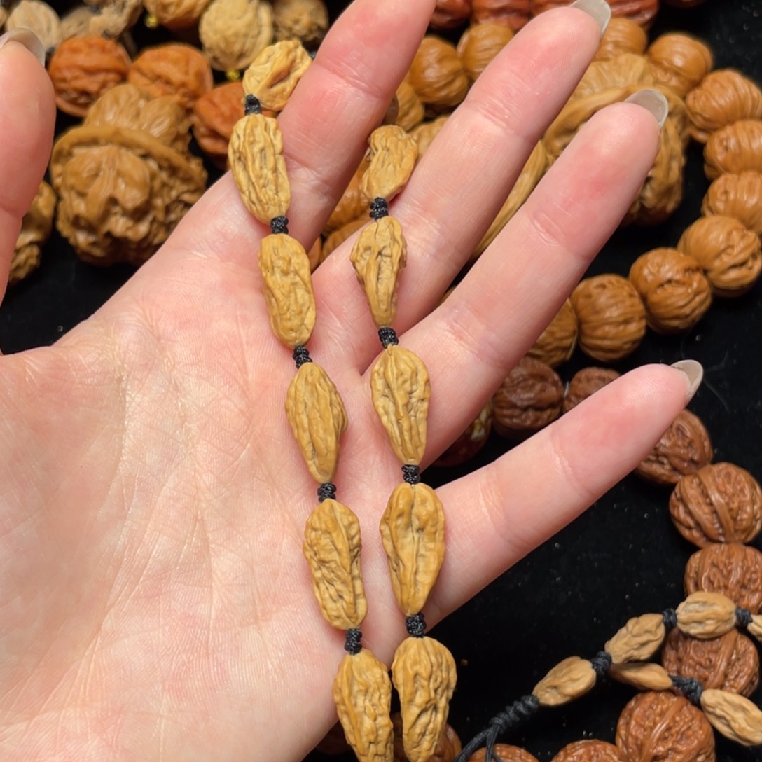 Q***w吊坠文玩核桃蛤蟆