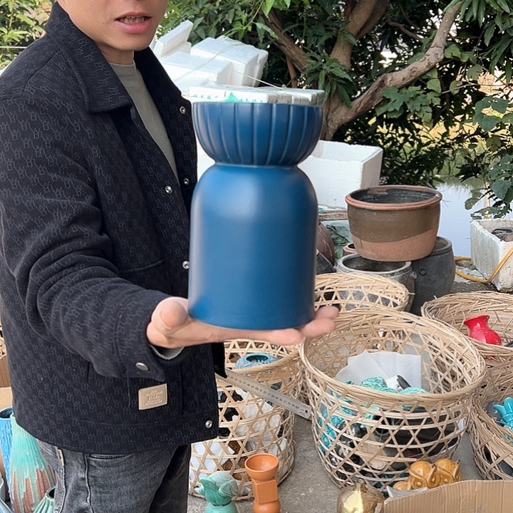 瓶高度20厘米口径6厘米微瑕捡漏