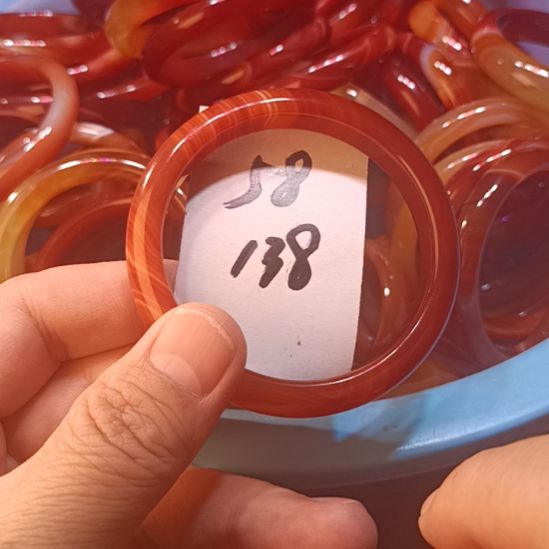 玛瑙/玉髓未镶嵌手镯