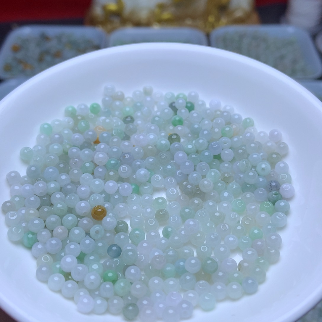 未镶嵌手链翡翠卡3.8冰绿白100个