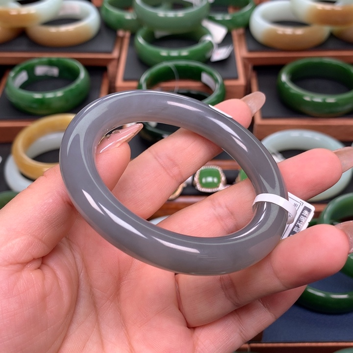 和田玉5657圈口未镶嵌