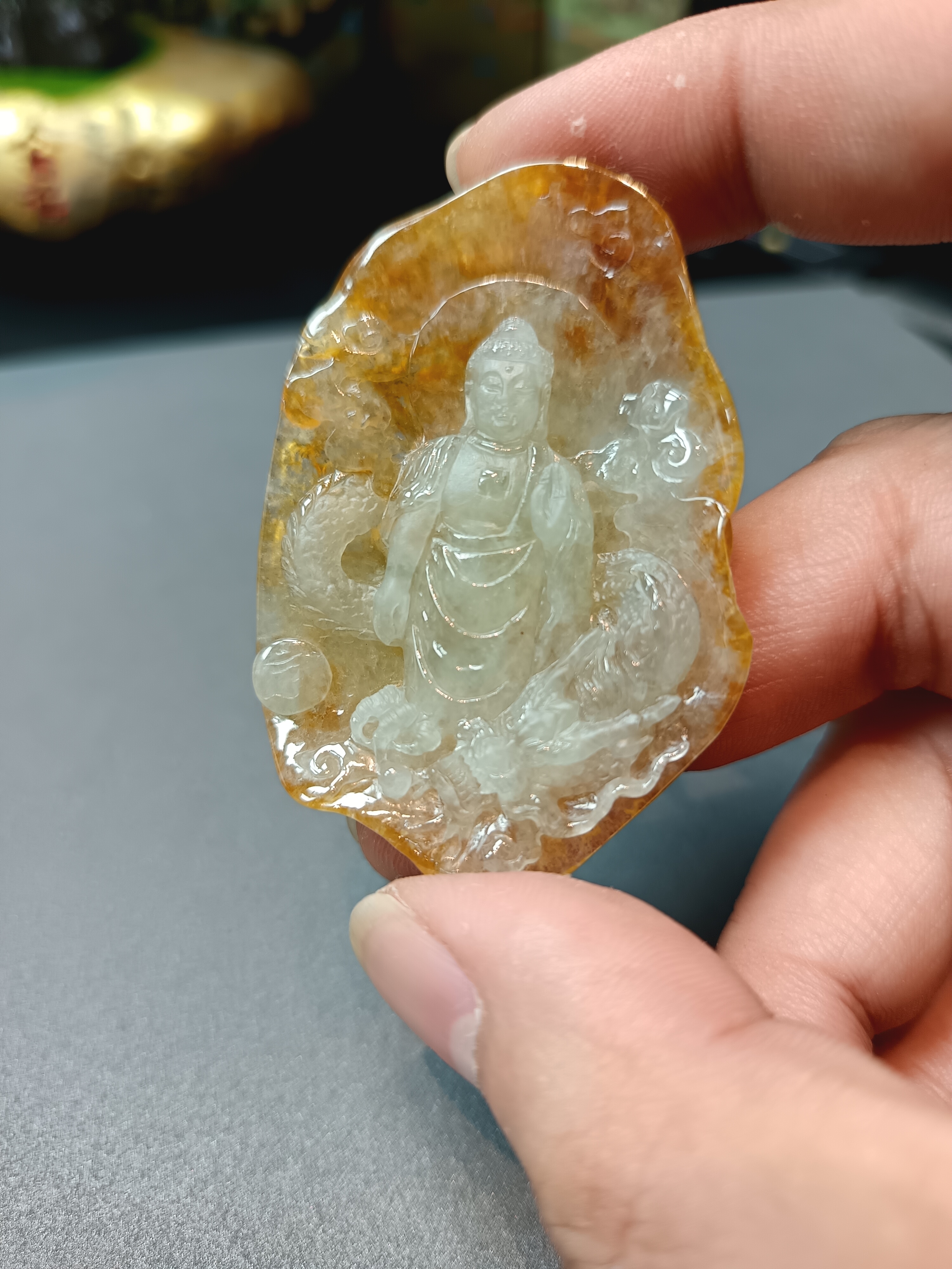 天然缅甸a货翡翠冰黄水石御龙阿弥陀佛吊坠