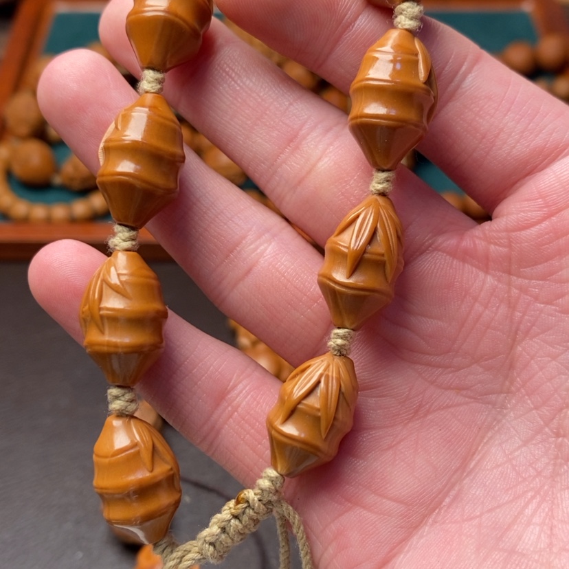 【闪购商品】橄榄核吊坠橄榄核