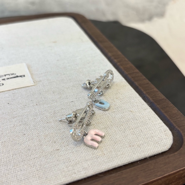 铜合金合成锆石耳饰 别针字母耳环EH2627