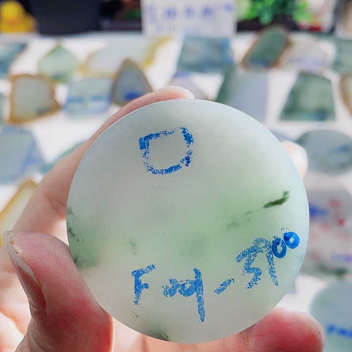 定制翡翠未镶嵌定制