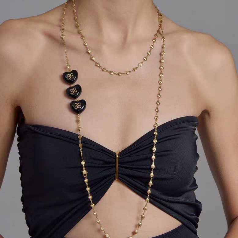 铜合金树脂项链 大logo爱心长项链双层桃心毛衣链耳环轻奢小众
