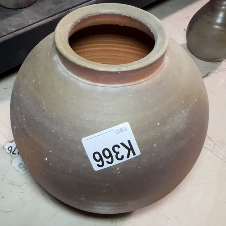 备前烧作品备前烧作品底部不平