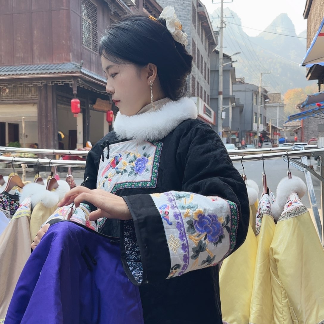 ****檬湘西苗族刺绣加厚158 130斤