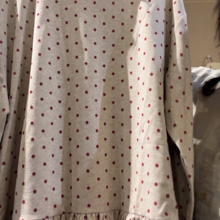 套头波点宽松大版