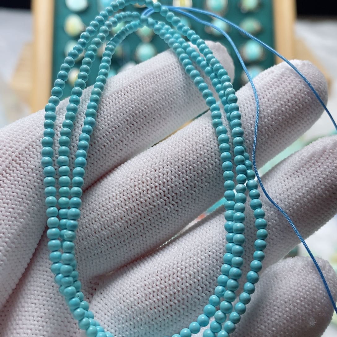 绿松石颈饰未镶嵌