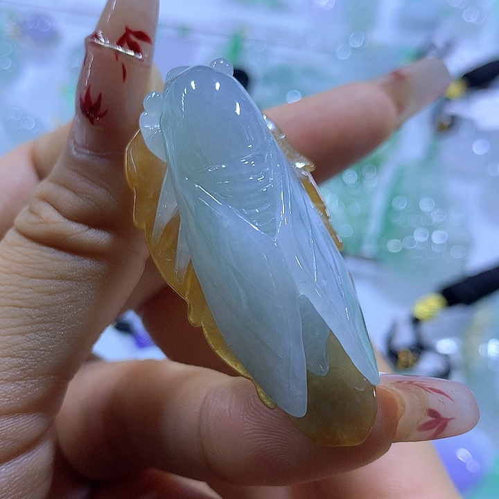 翡翠未镶嵌颈饰天然翡翠A货吊坠