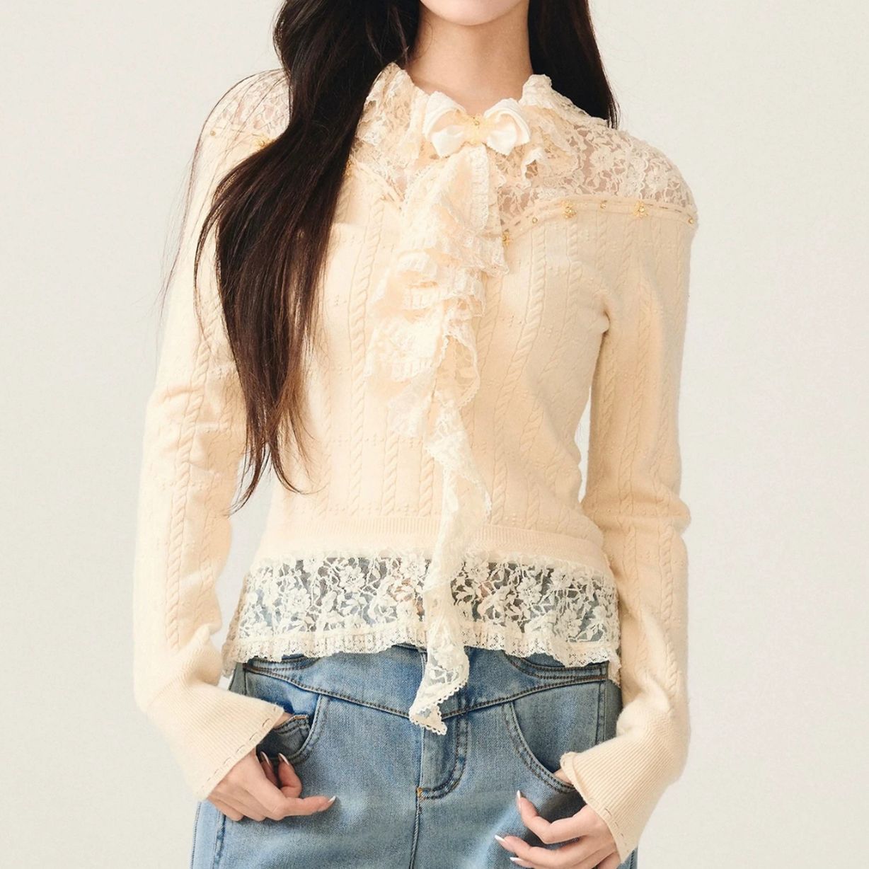 【DÉ MYSTÈRE】拉家25冬季新款钉珠蕾丝拼接针织长袖上衣GFC252609
