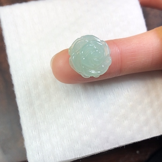 翡翠未镶嵌颈饰缅甸A货，每天下午1点半开播