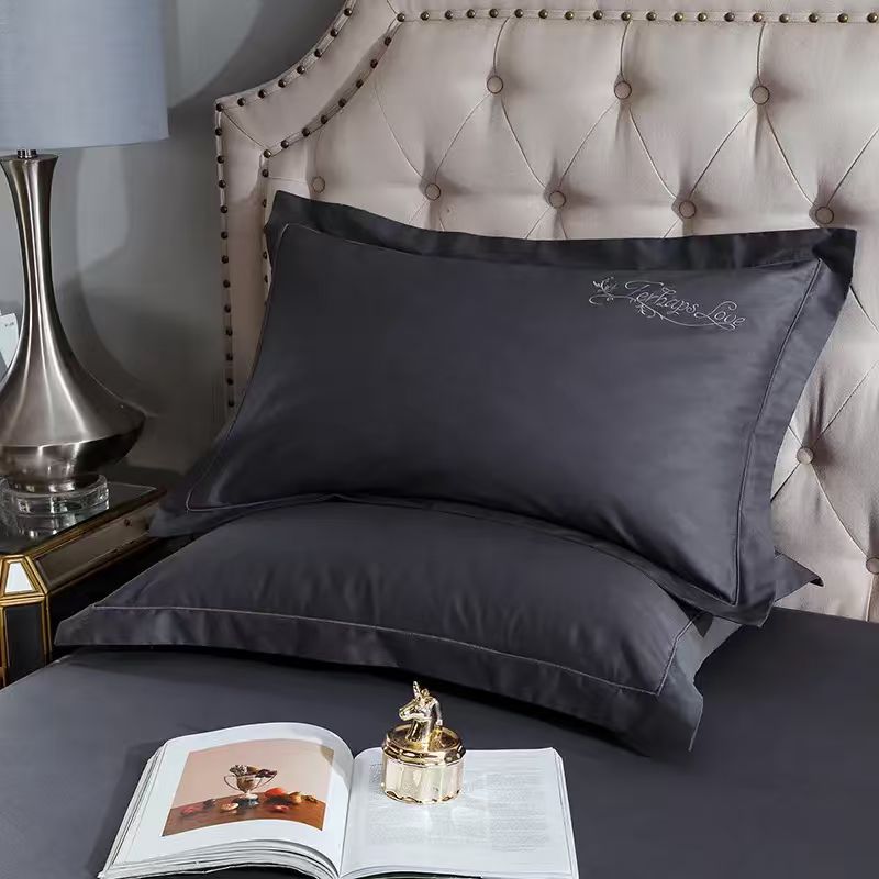 设计师款纯棉刺绣工艺枕套尺寸48*74cm床上用品