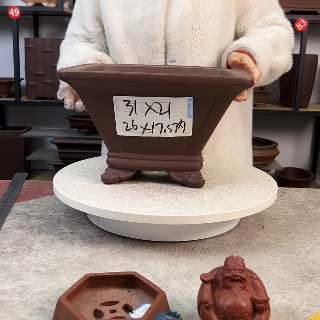 紫砂花盆内口26，内深18