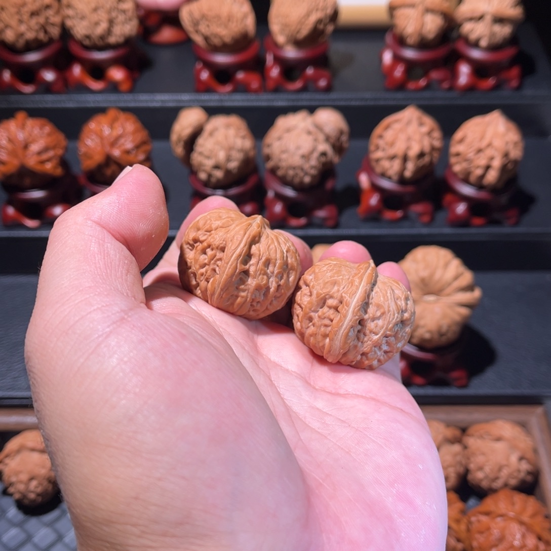 把件文玩核桃元宝手捻