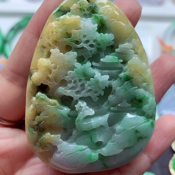 颈饰未镶嵌翡翠翡翠