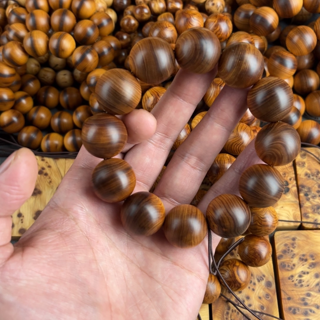 其他柏木（崖柏）黑泥膏骨料2.0微瑕