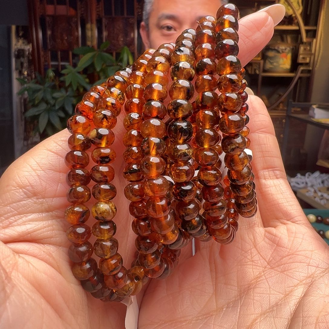 琥珀未镶嵌裸石抚顺琥珀10598六多样性发其一