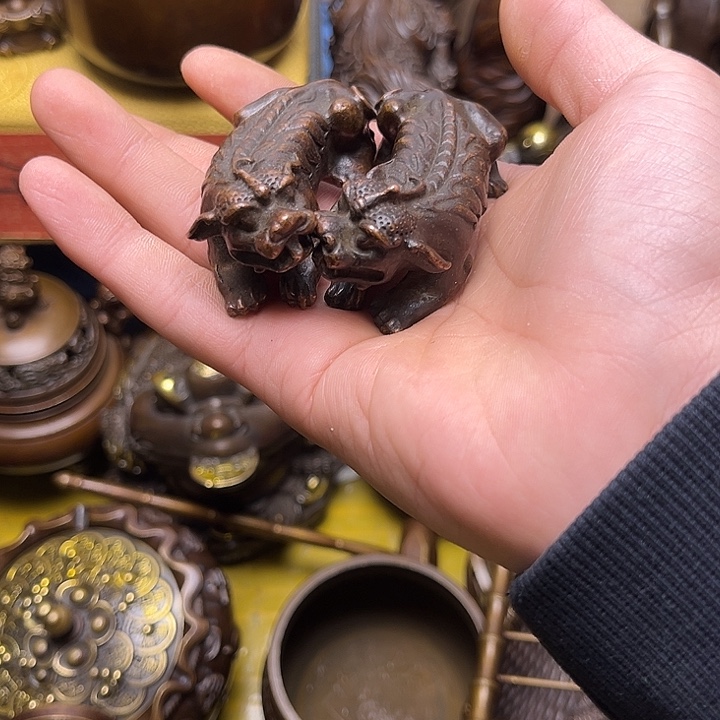 精美铜器点击下单