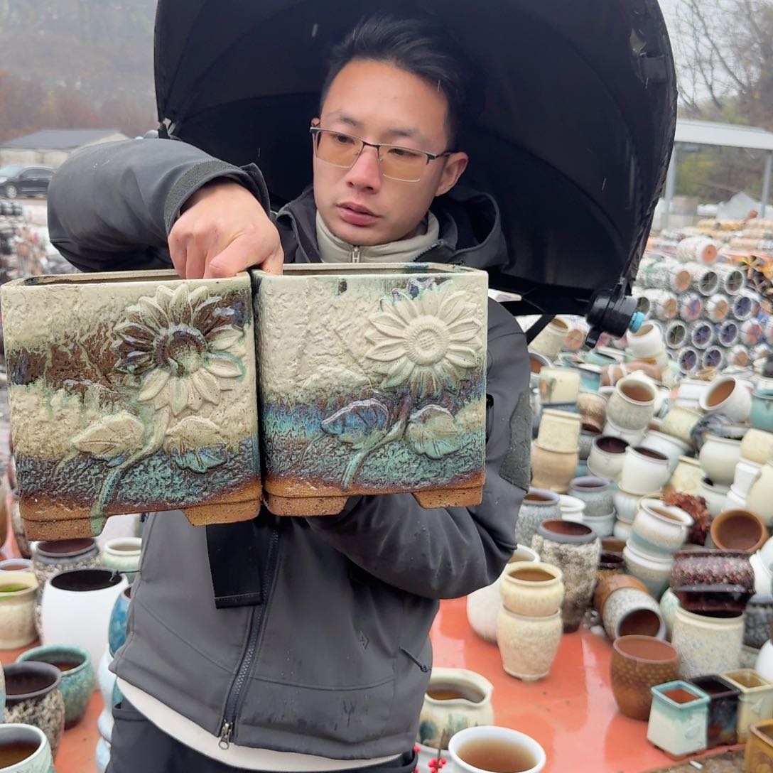 紫砂花盆口19高19（两个方姹寂风绿胡巴