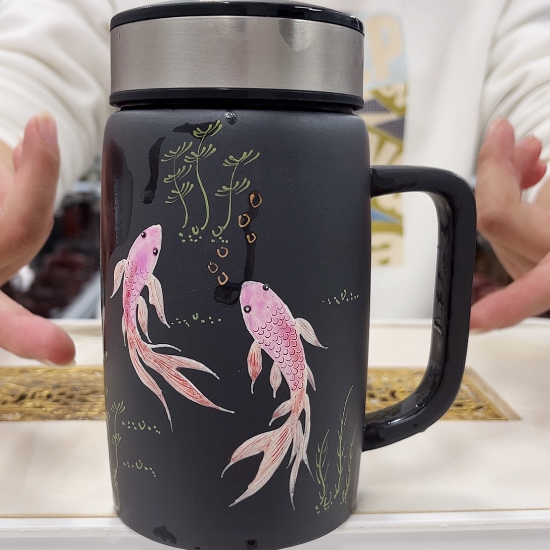 茶杯紫砂“双鱼”把手杯