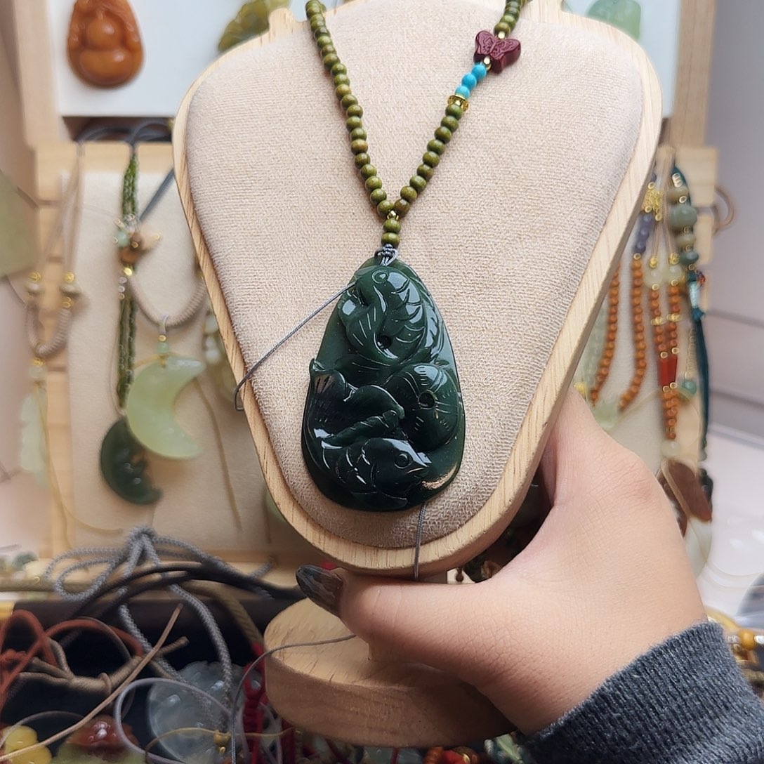 永***健蛇纹石玉合金颈饰