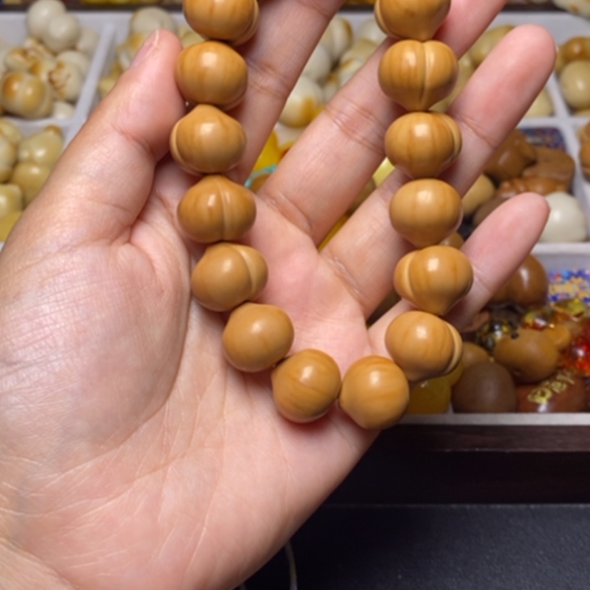 【闪购商品】吊坠猴头核桃一****卜光面16