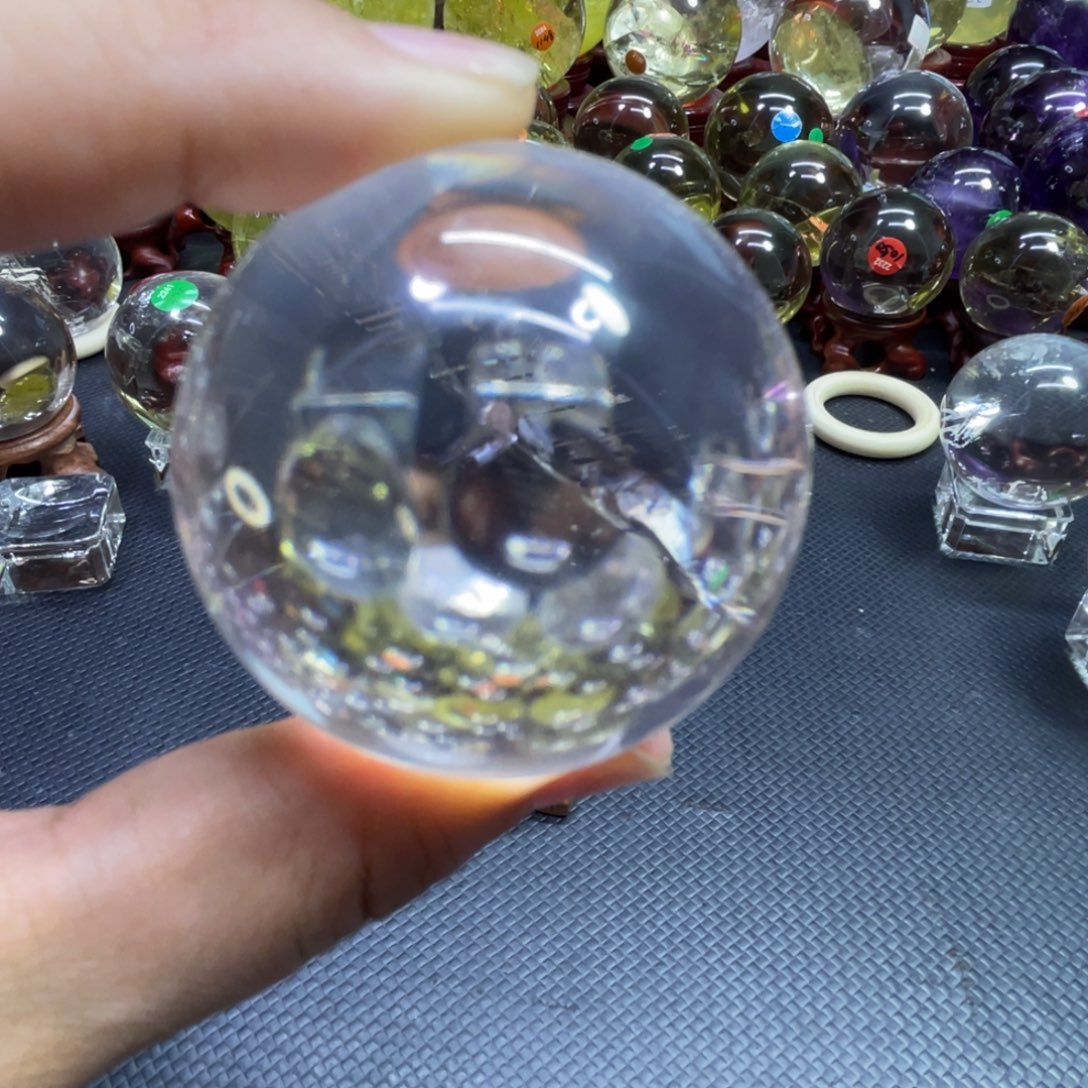 水晶珠宝半成品未镶嵌山*?L2338