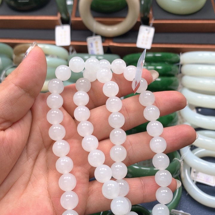 【闪购商品】颈饰未镶嵌和田玉美**