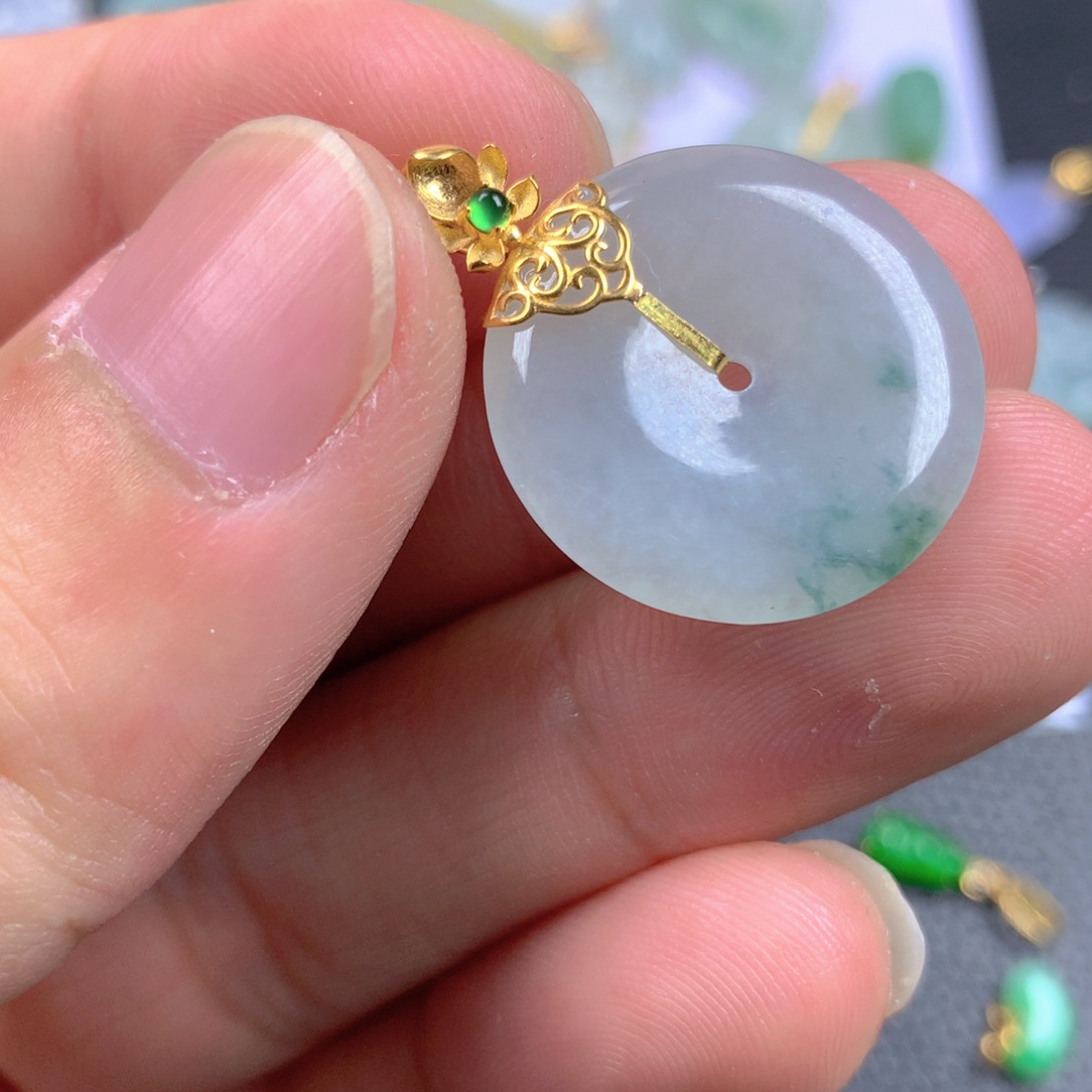 【闪购商品】翡翠18K金镶嵌颈饰翡翠