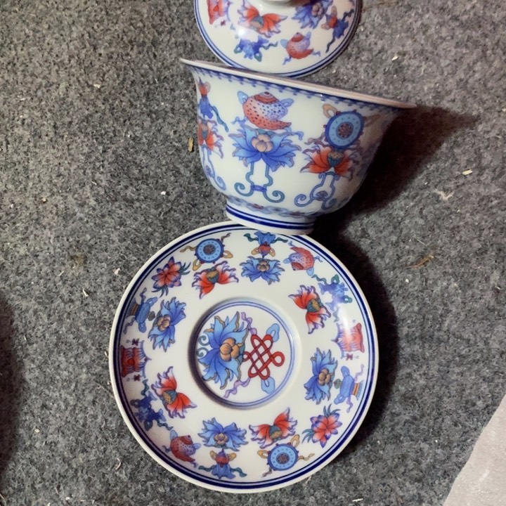 摆件陶青花斗彩莲托八宝盖碗，竹溪道人