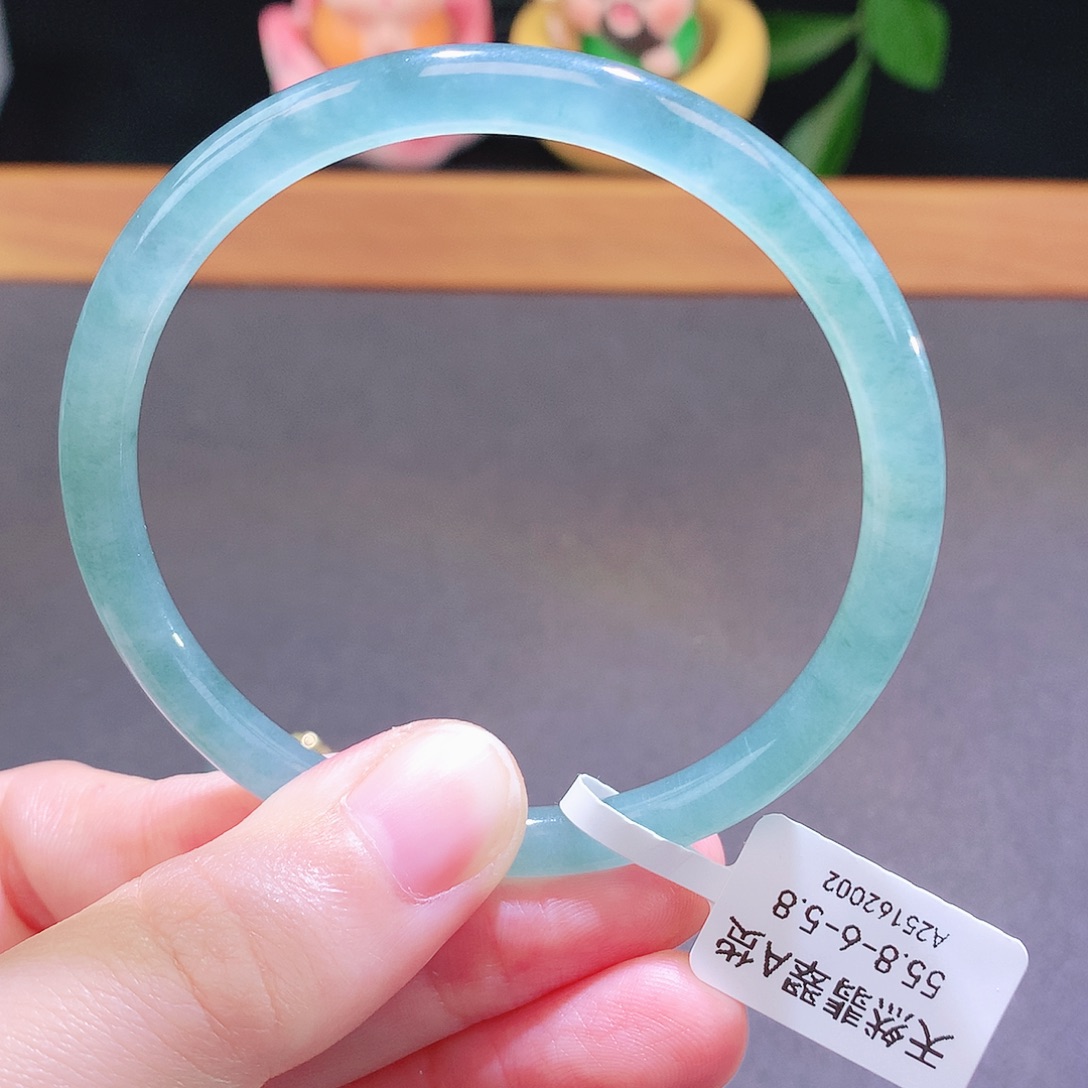 翡翠未镶嵌手镯天然翡翠